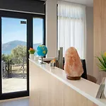 Sea Queen Luxury Hotel 3*
