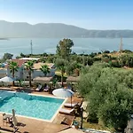 Hotel Sea Queen Luxury 3*