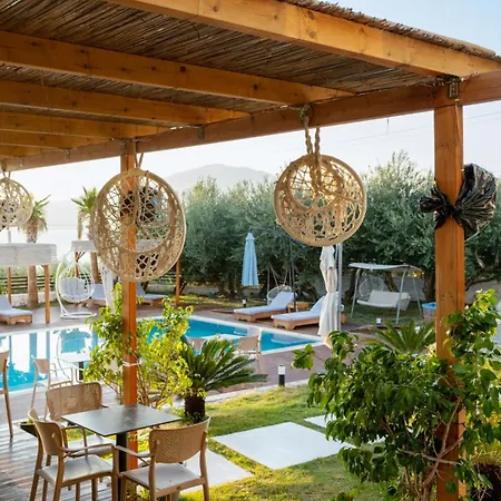 Hotel Sea Queen Luxury Radhimë