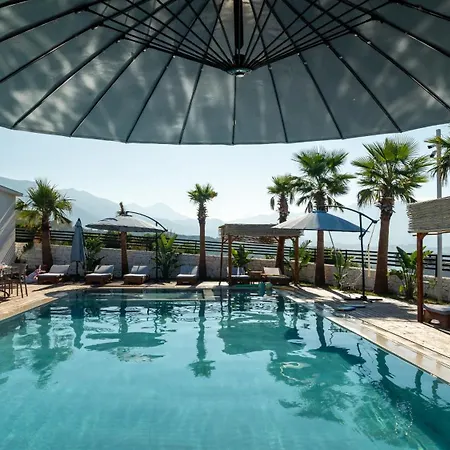 Sea Queen Luxury Hotel Radhimë