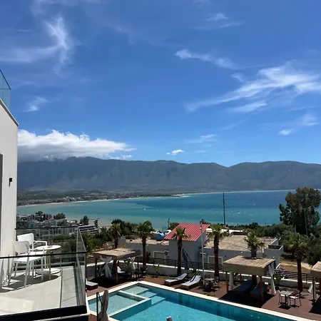 Sea Queen Luxury Hotel 3*