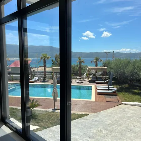 Hotel Sea Queen Luxury