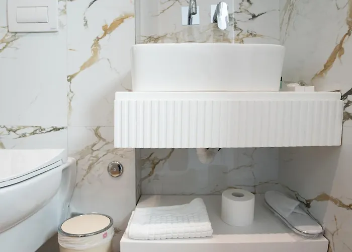 Sea Queen Luxury Hotel 3*