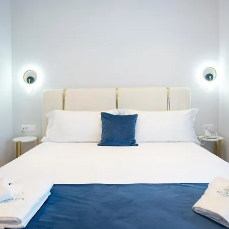 Hotel Sea Queen Luxury 3*