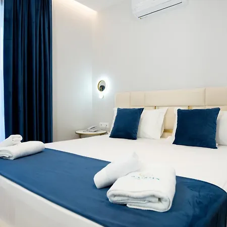 Sea Queen Luxury