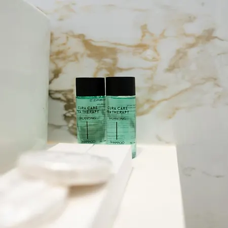 Sea Queen Luxury Otel Radhimë