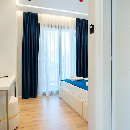 Otel Sea Queen Luxury Radhimë