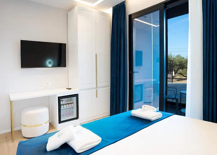 Sea Queen Luxury