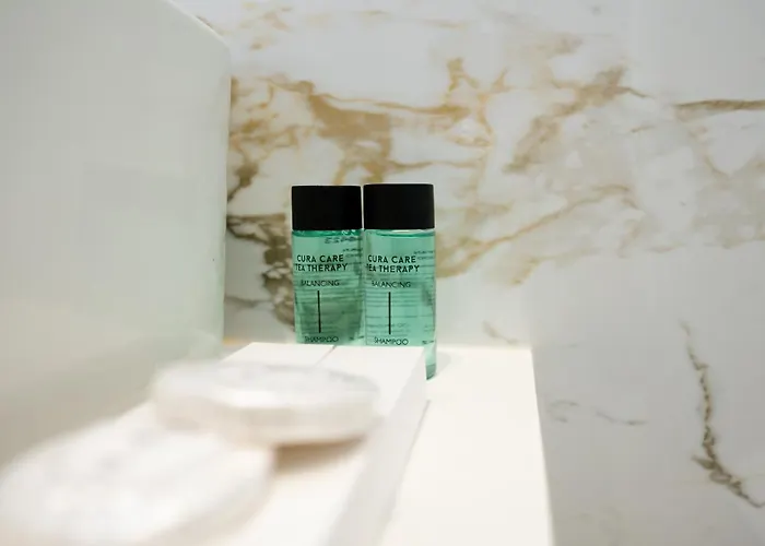 Sea Queen Luxury Hotel Radhime