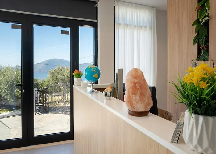 Sea Queen Luxury Hotel 3*