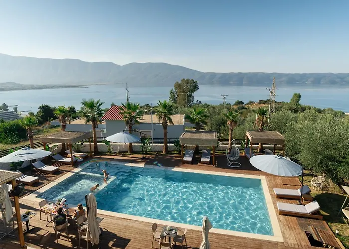 Sea Queen Luxury Hotel Radhime