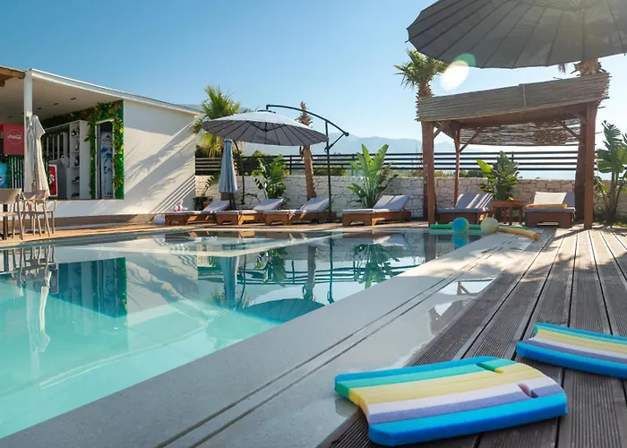 Sea Queen Luxury Hotel